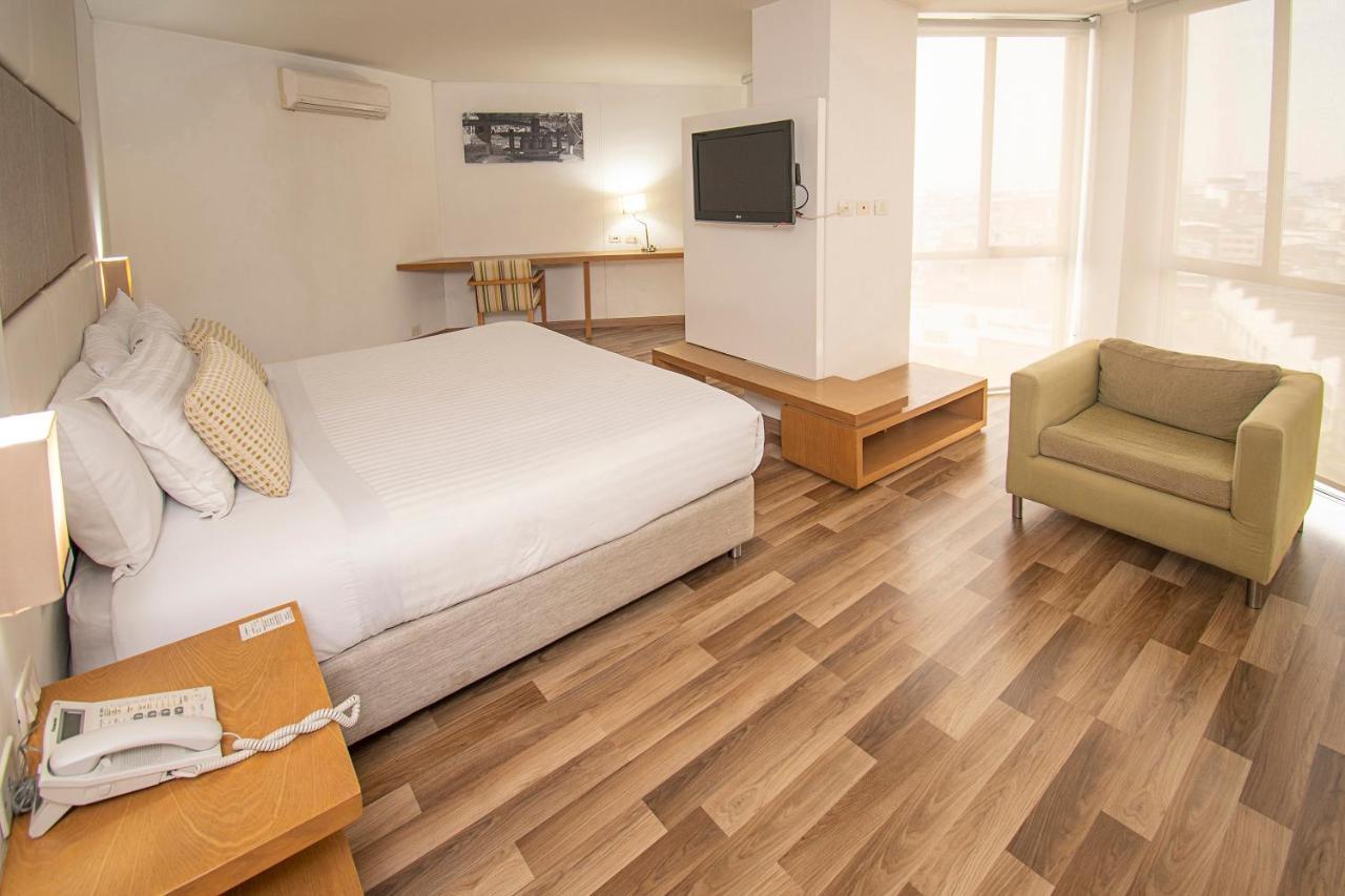 Hotel Cosmos Cali Esterno foto