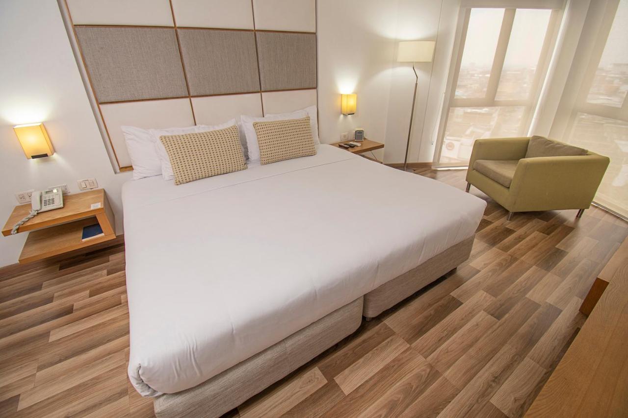 Hotel Cosmos Cali Esterno foto