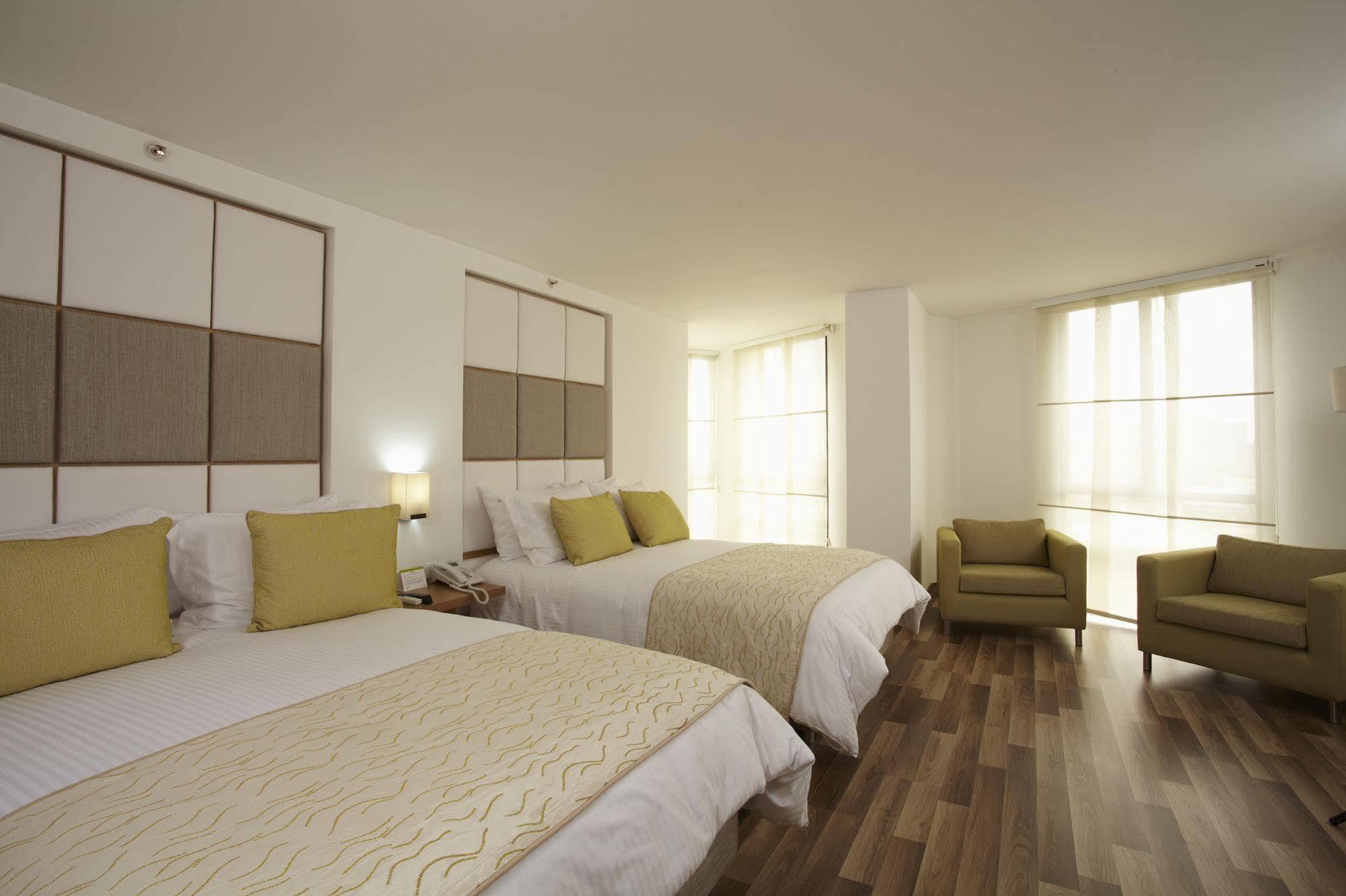 Hotel Cosmos Cali Esterno foto