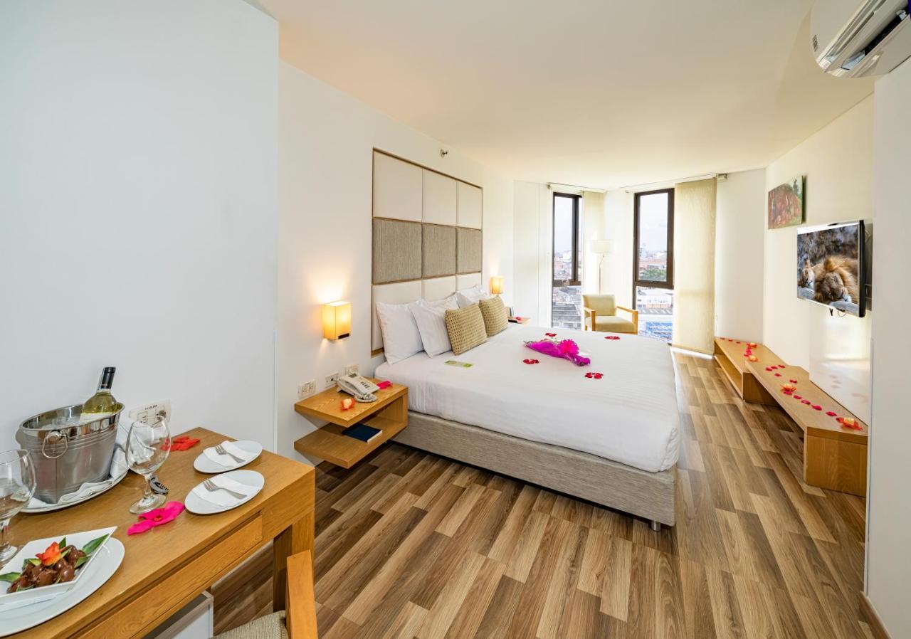 Hotel Cosmos Cali Esterno foto