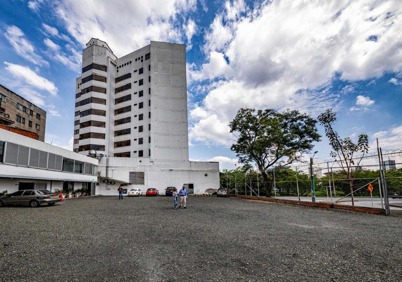 Hotel Cosmos Cali Esterno foto